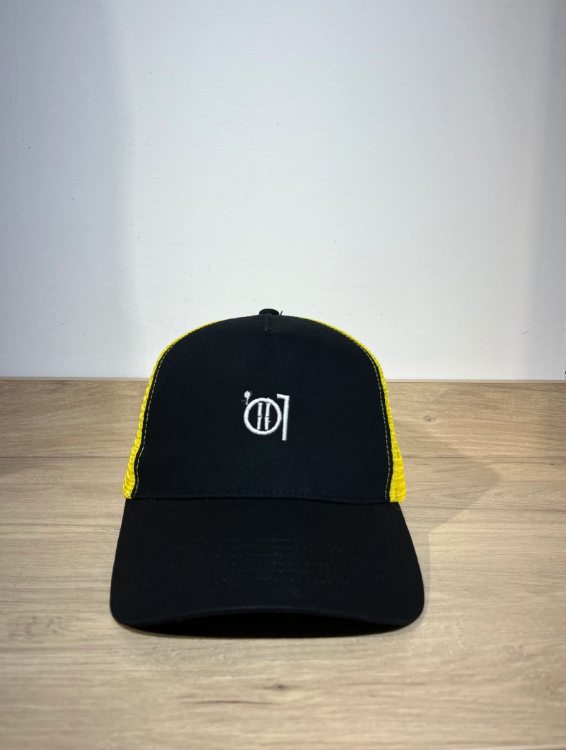 Gorra Etichetta Amarilla
