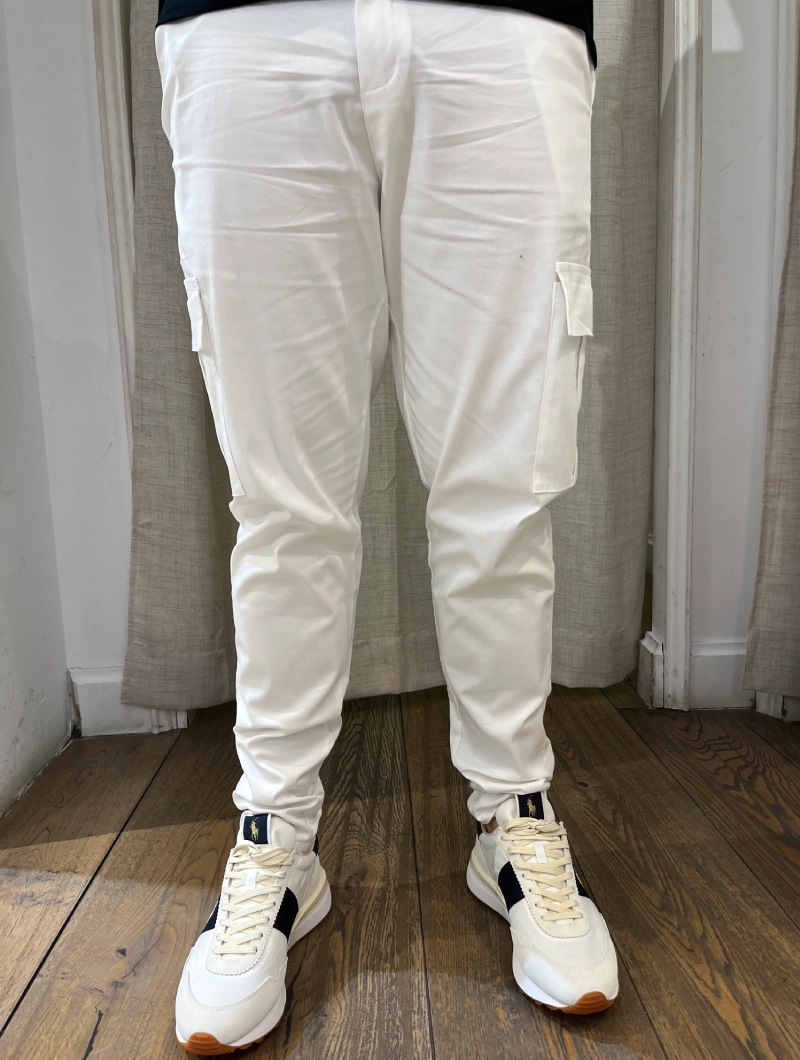 Pantalón Cargo Blanco North