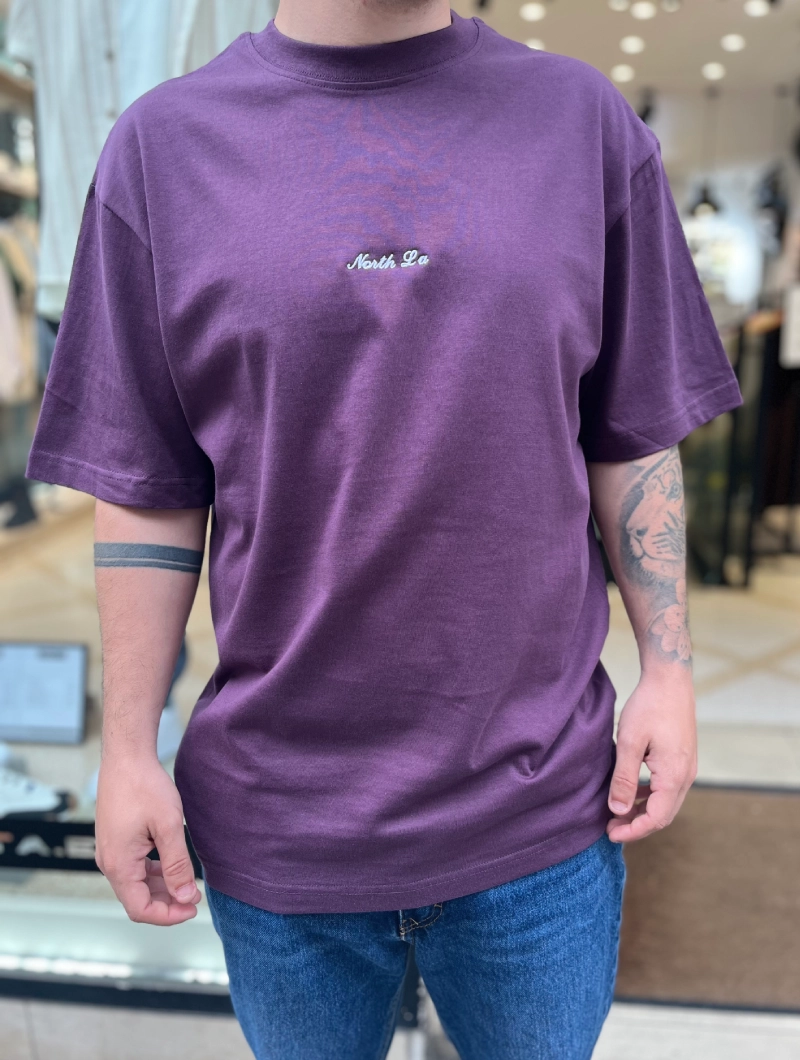 CAMISETA OVER NORTH LA BURDEOS
