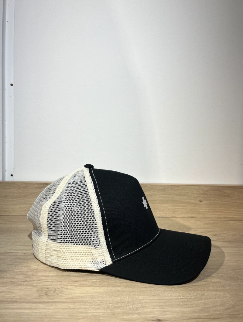 Gorra North LA Beis y Negra