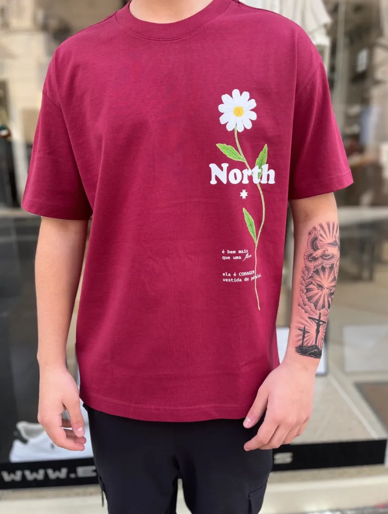Camiseta NORTH FLOR OVER Burdeos