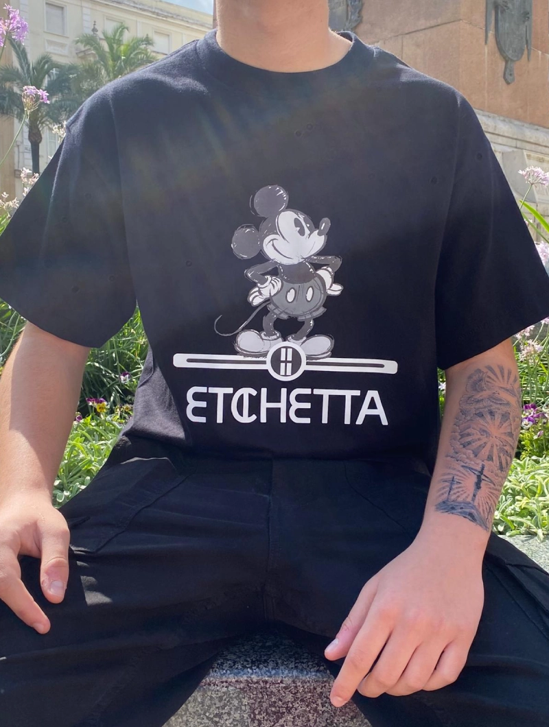 Camiseta ET Mickey Negra Over