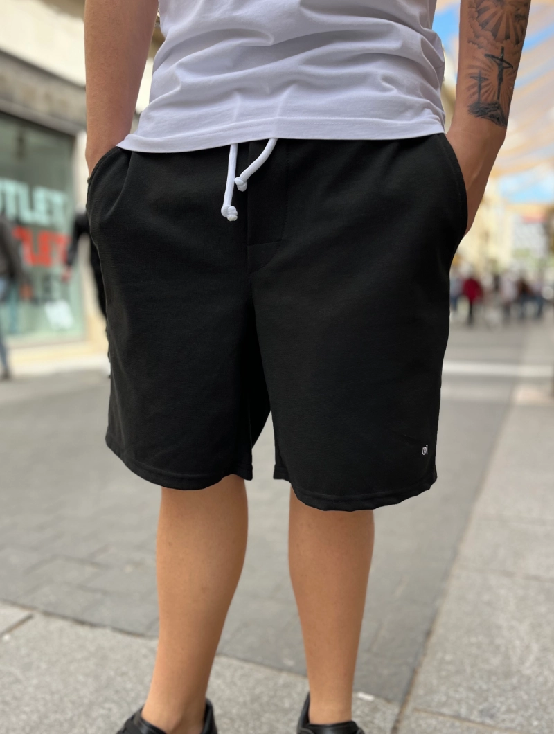 Bermuda Regular 2025 ETICHETTA NEGRO