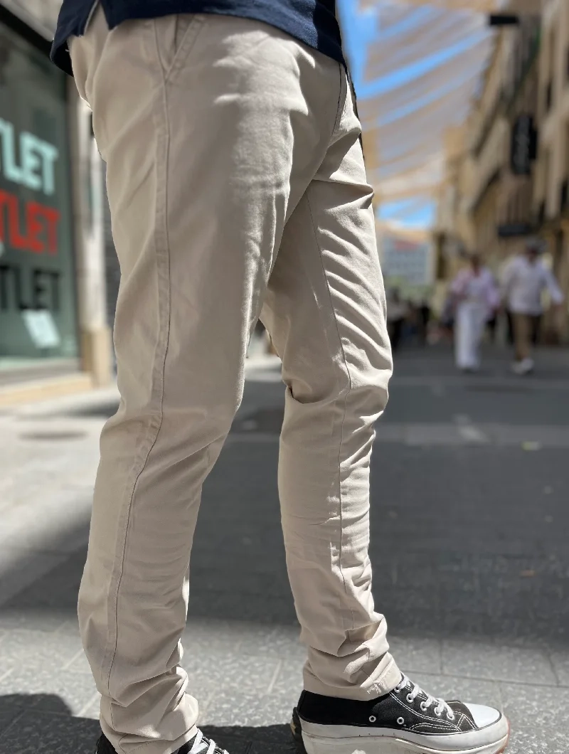 Pantalón Chino Beige