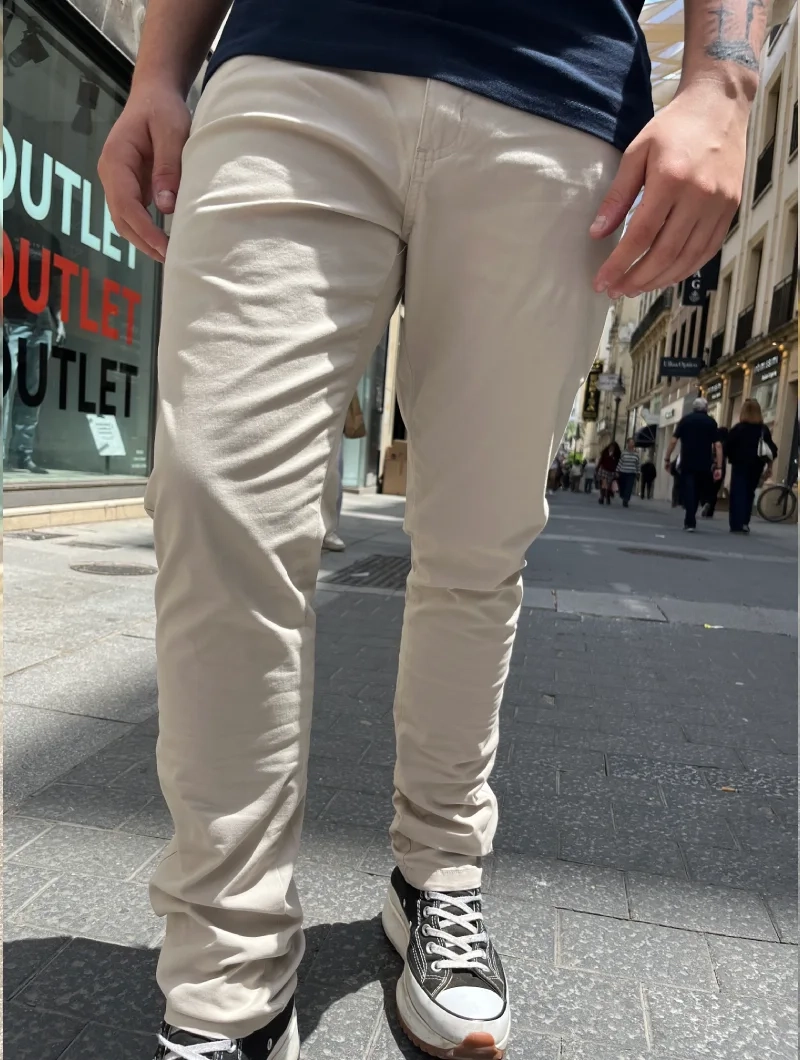 Pantalón Chino Beige