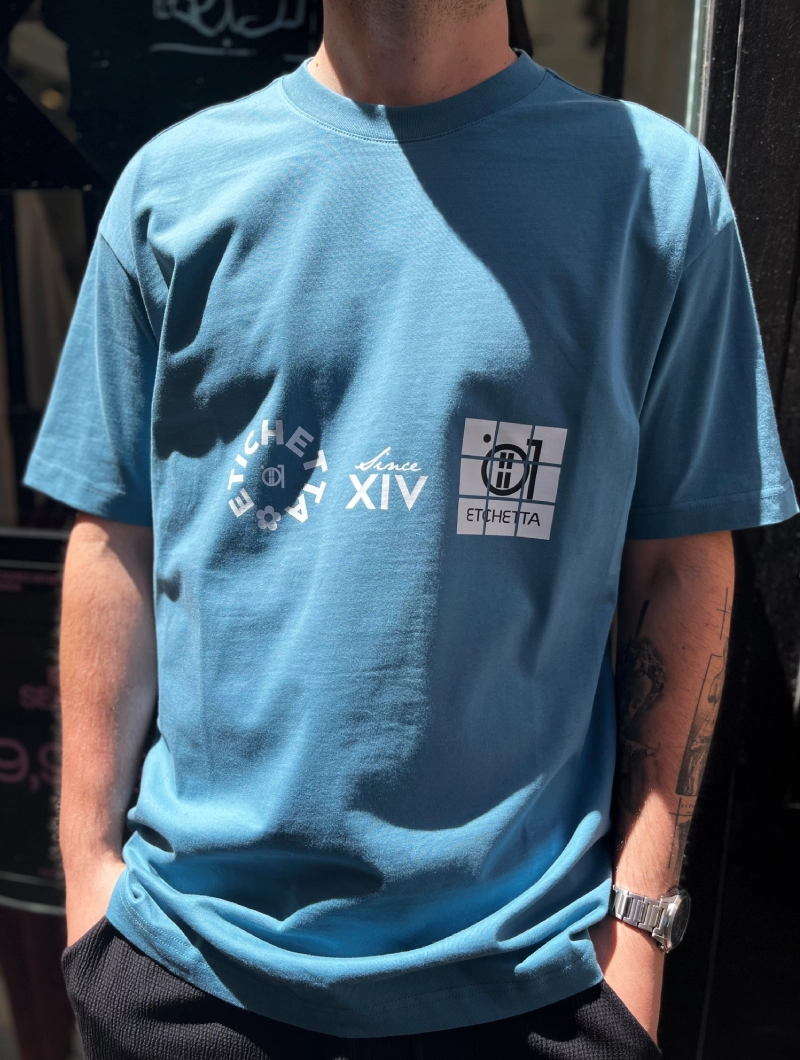 Camiseta ETICHETTA OVER Logos