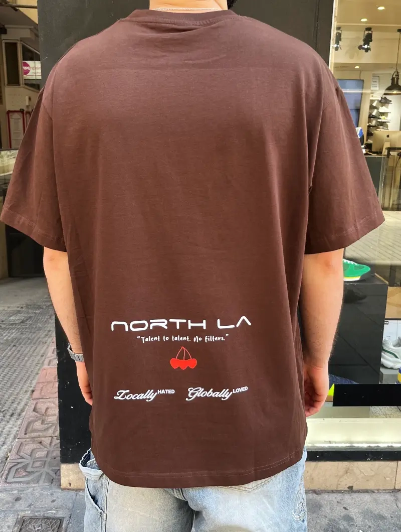Camiseta NORTH CEREZAS PEQUEÑAS OVER Marron