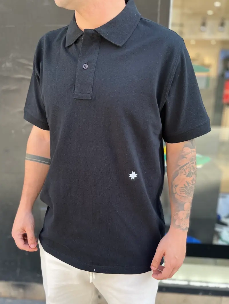 POLO NORTH AMERICAN FIT LOGO ABAJO NEGRA