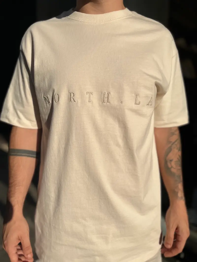 Camiseta NORTH OVER Beige 2